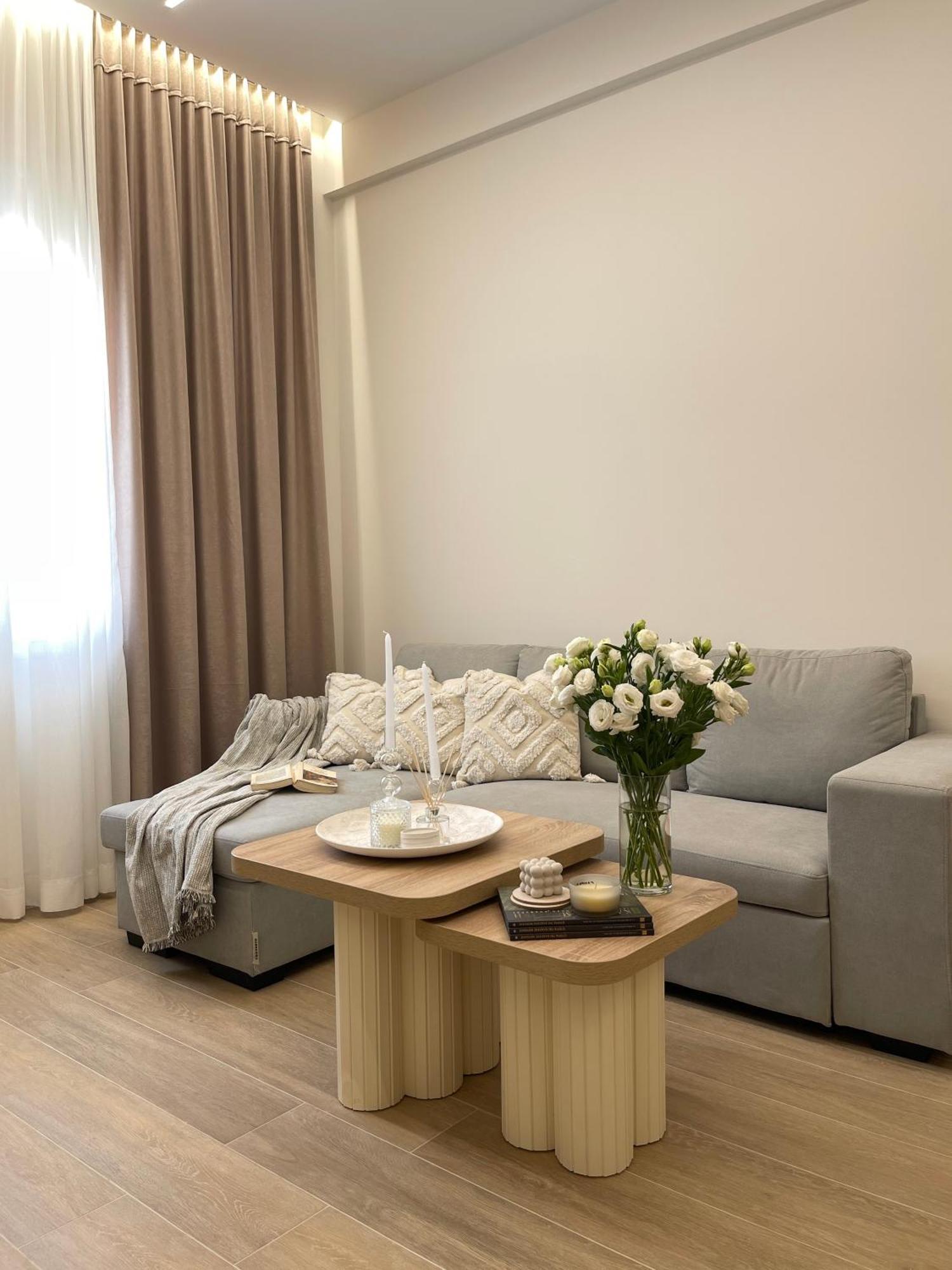 Aurora Apartment , In The Heart Of アテネ エクステリア 写真