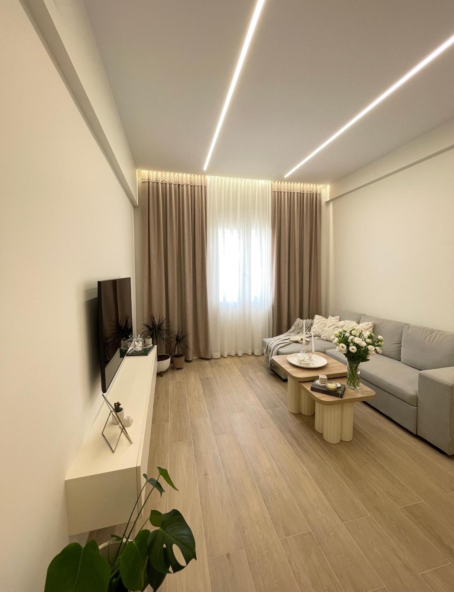 Aurora Apartment , In The Heart Of アテネ エクステリア 写真